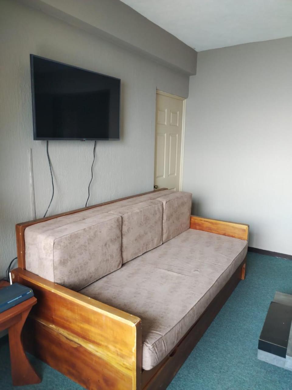 Sky View Atitlan Lake Suites - Free Breakfast Supplies باناخاتشيل المظهر الخارجي الصورة